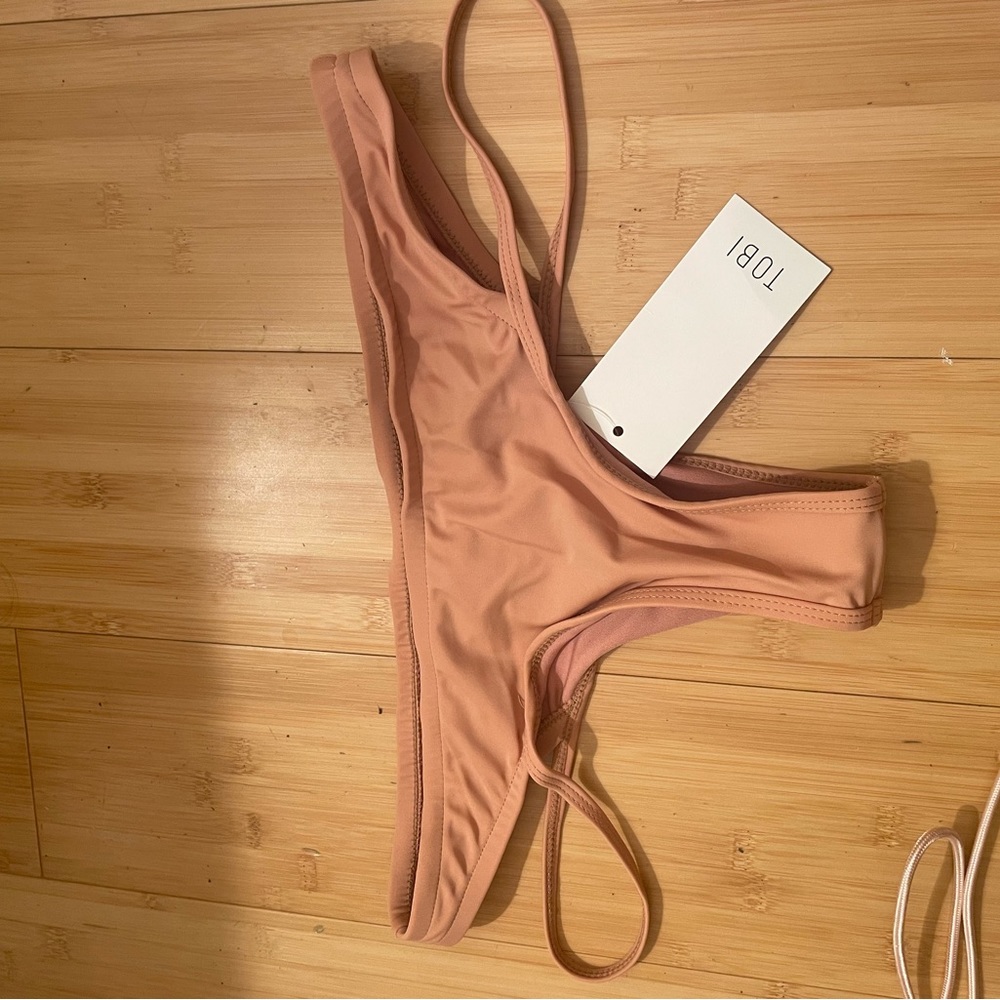 Tobi salmon bikini bottom